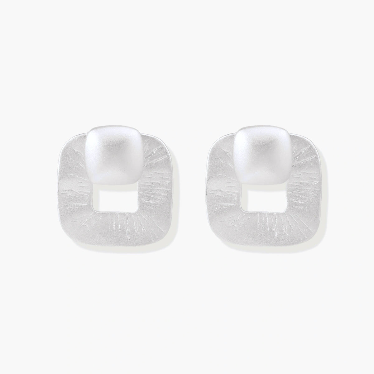 Frosty Studs