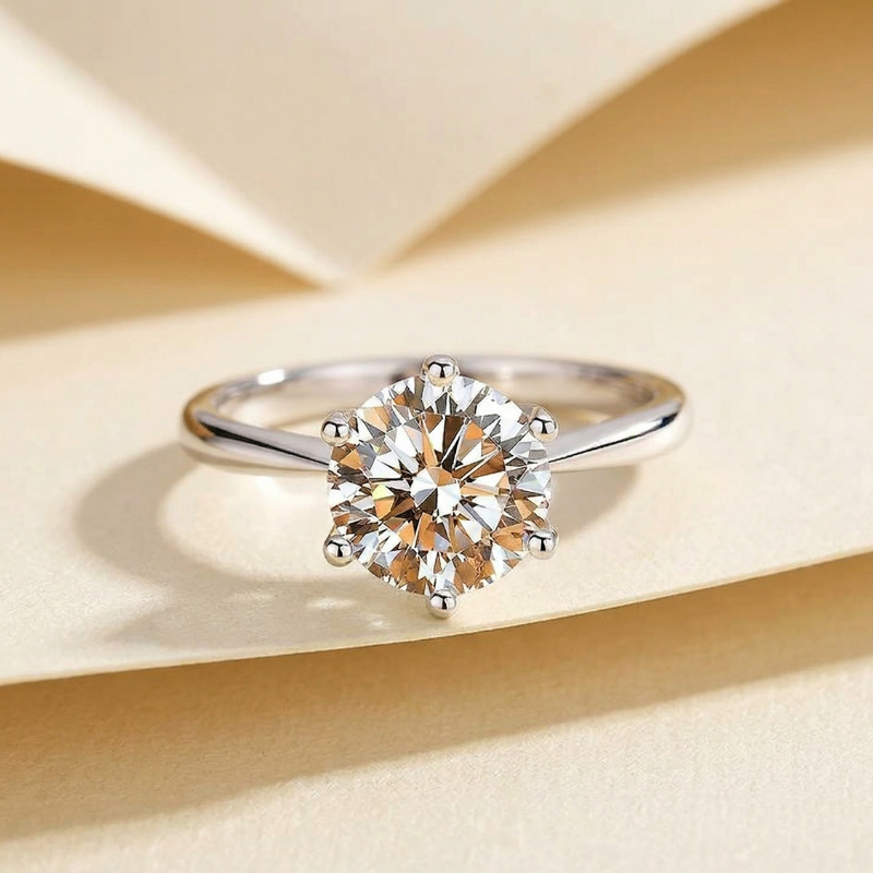 Silver Six-Prong Elegant Ring (S925)