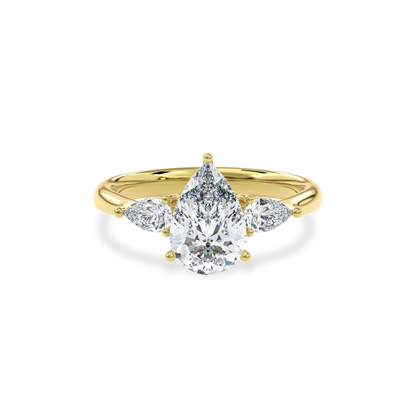 Daphnis Three Stones Engagement Ring Pear•Yellow Gold