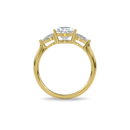 Daphnis Three Stones Engagement Ring Pear•Yellow Gold